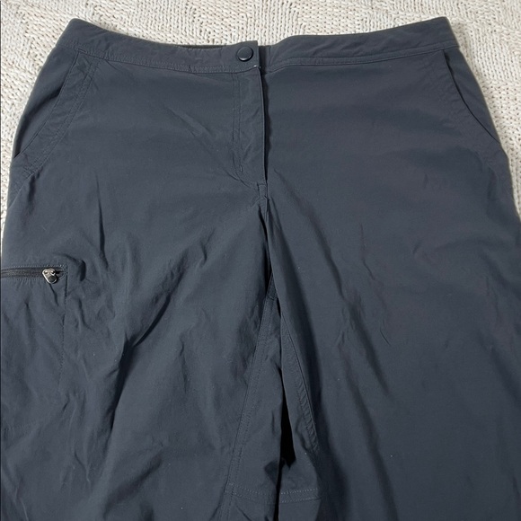 LL Bean Capri Soft Shell Pants - Picture 2 of 12